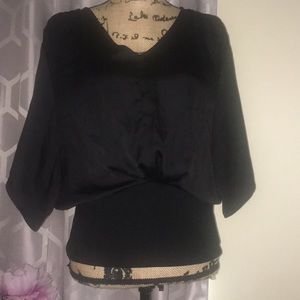 💸 3/$20 Coldwater Creek v neck and fitted bottom